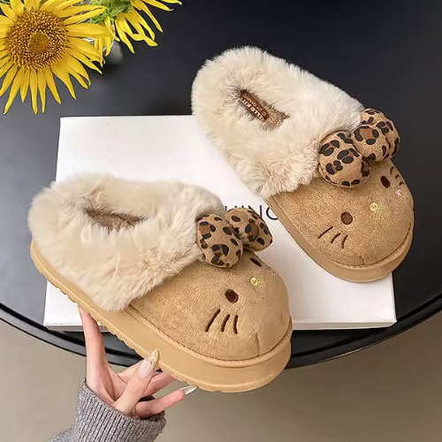 FLUFFIN Hello Kitty - pantoufles à fourrure.