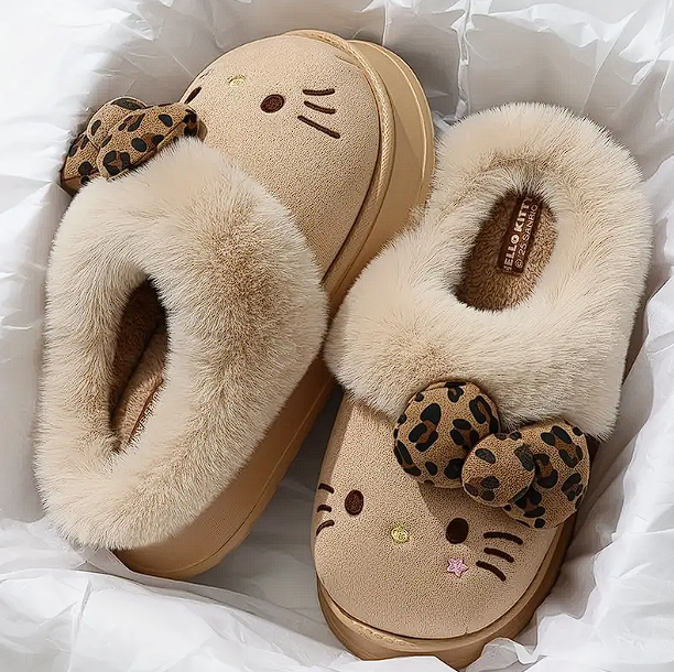 FLUFFIN Hello Kitty - pantoufles à fourrure.